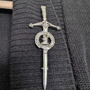 VTG Kilt Pin Sapienter Sincere Scottish Sword Brooch Pewter Clan Farquharson Pin